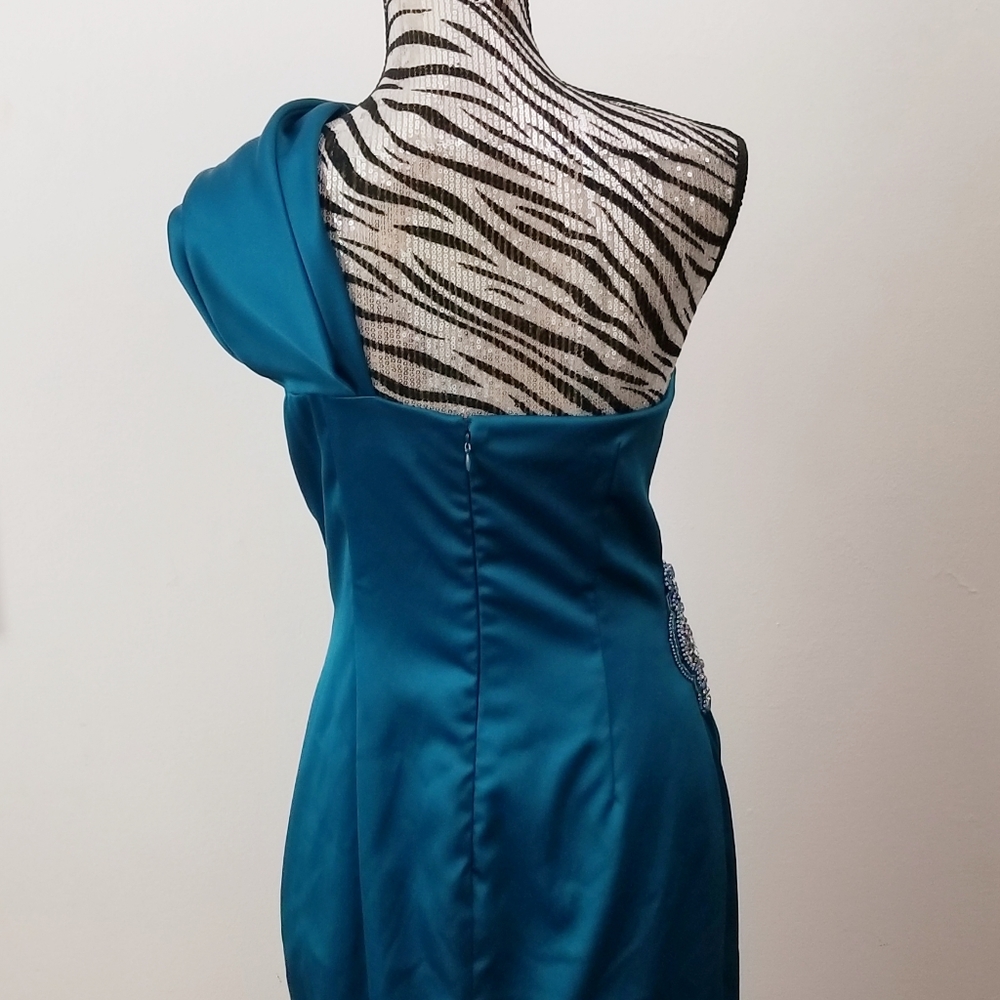 Dressbarn | One Shoulder Embellished Midi Dress - Picture 2 of 3